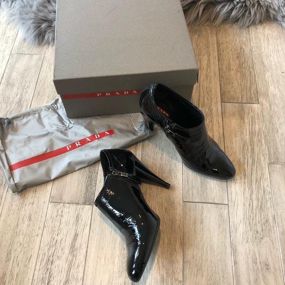 AUTHENTIC PRADA NAPLAK CLASSIC BOOTIE - Picture 2 of 6